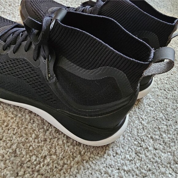 Lululemon Chargefeel Mid Workout Shoe - Picture 5 of 9